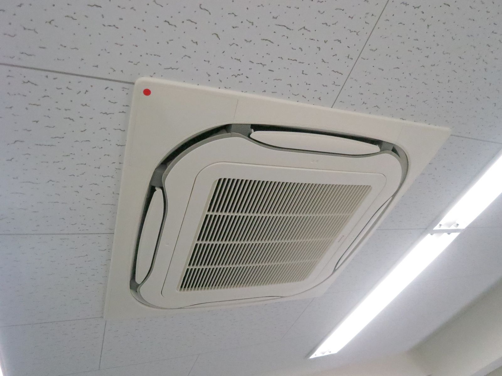 空調吹き出し口