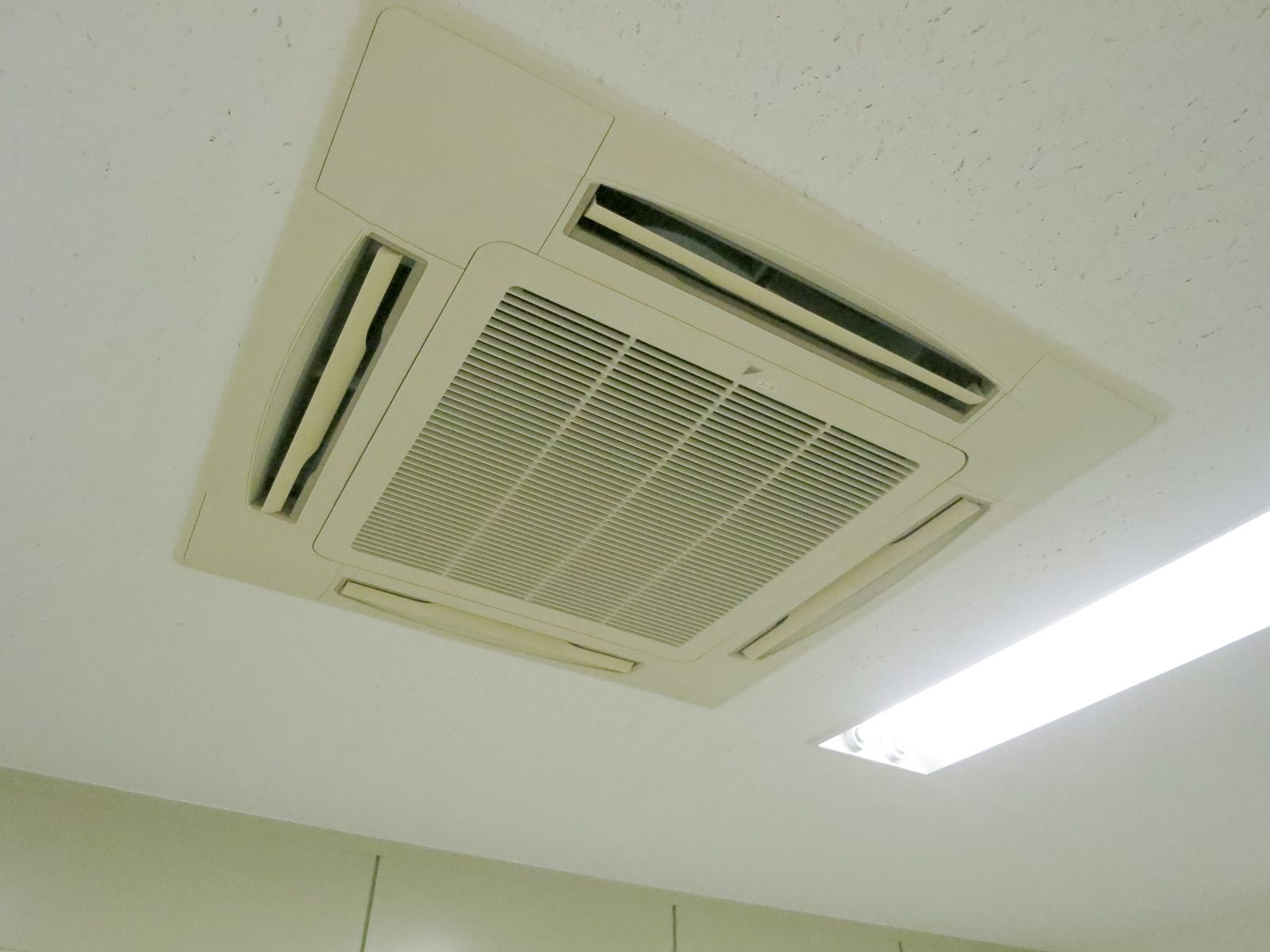 空調