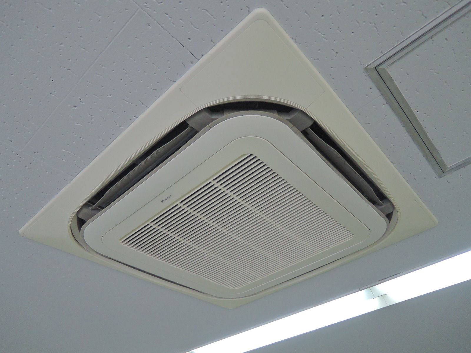 空調吹き出し口