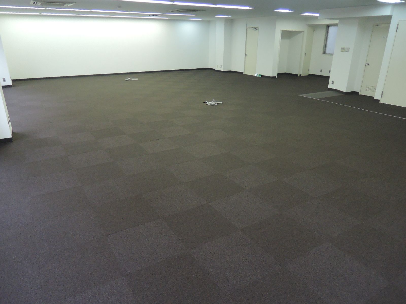 オフィス室内参考画像