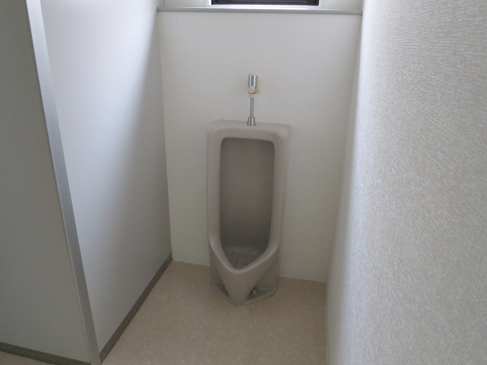 男性用トイレ