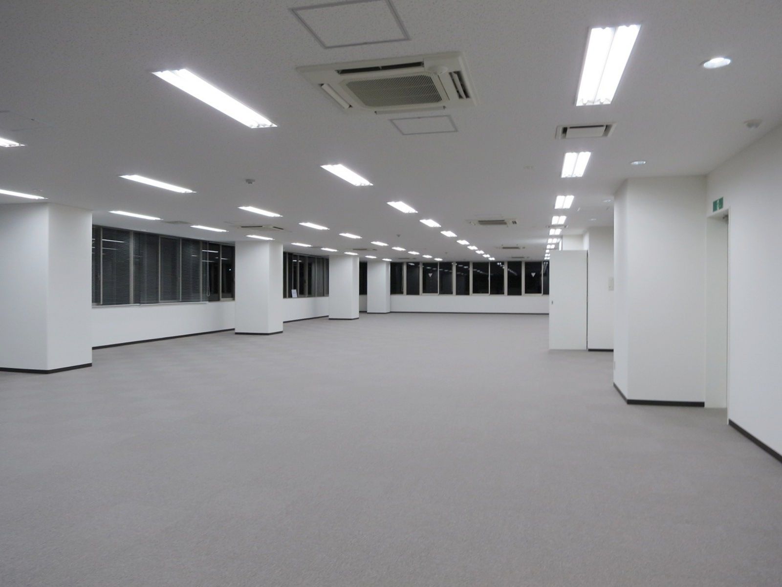 別角度の様子