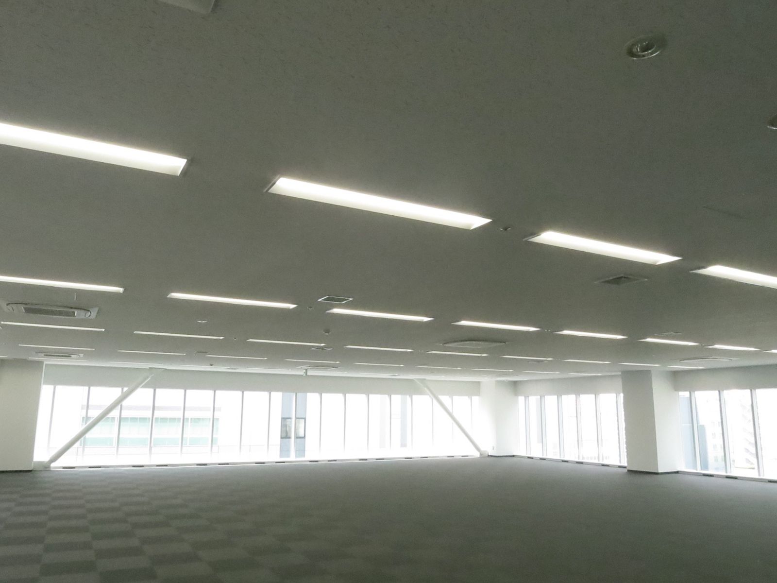 オフィス室内参考画像（9階）