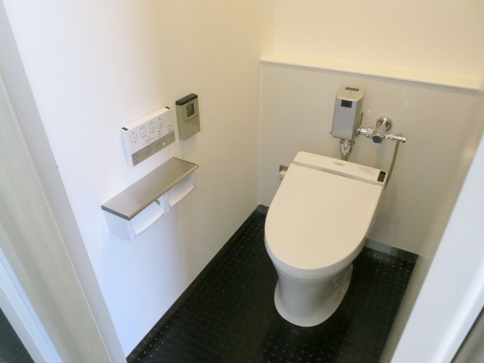 トイレ個室
