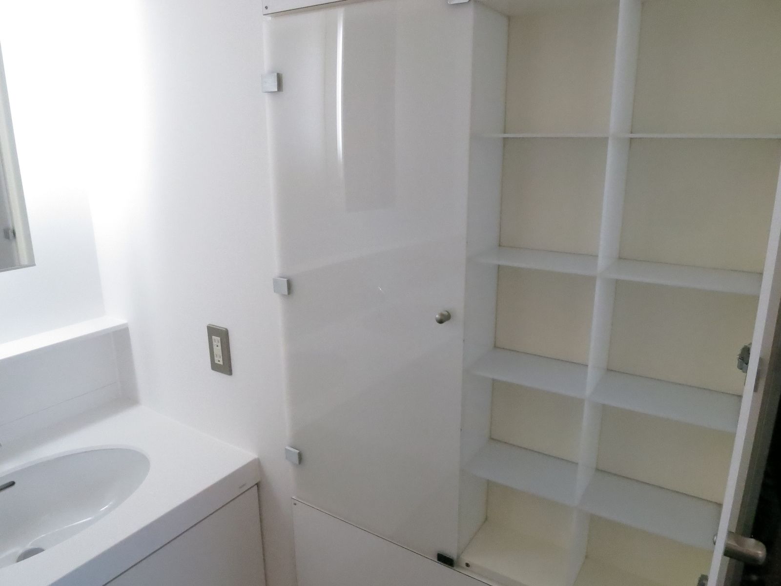 トイレ内の収納ボックス