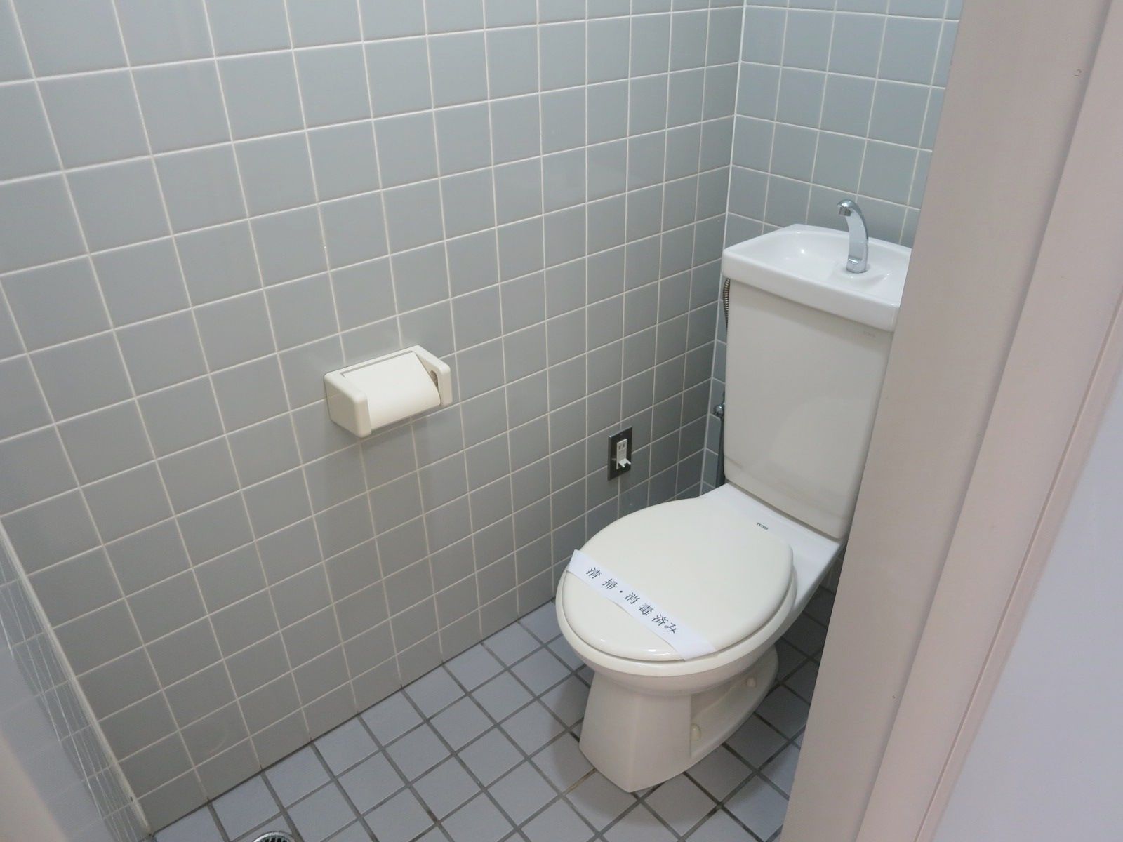 トイレ個室