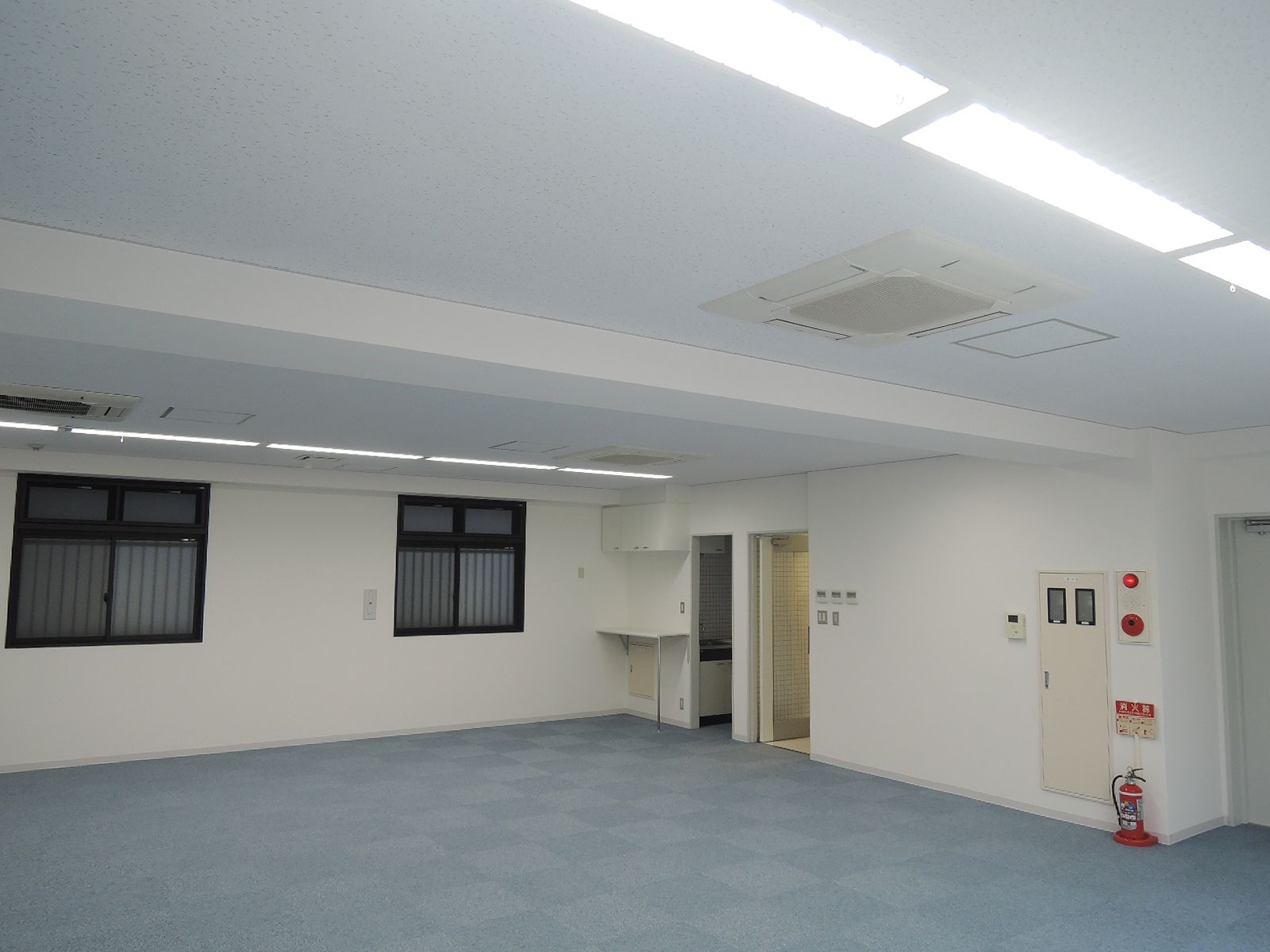 別角度の様子