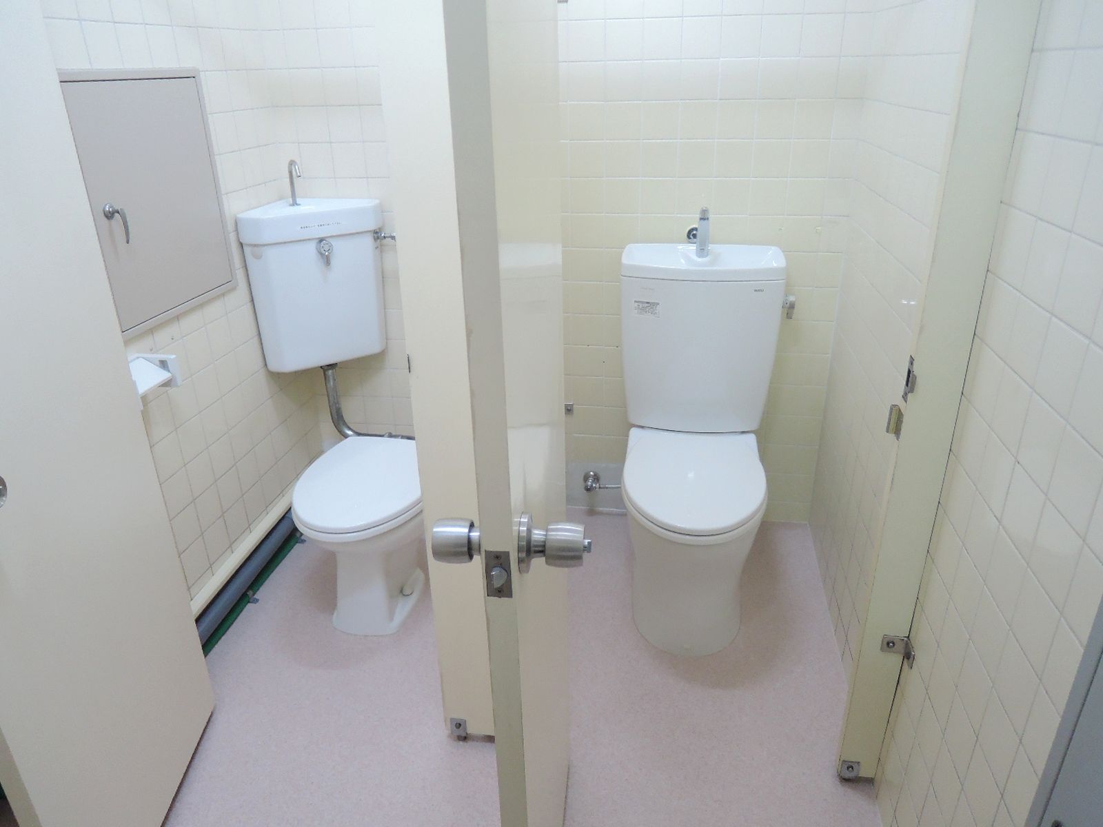 トイレ個室