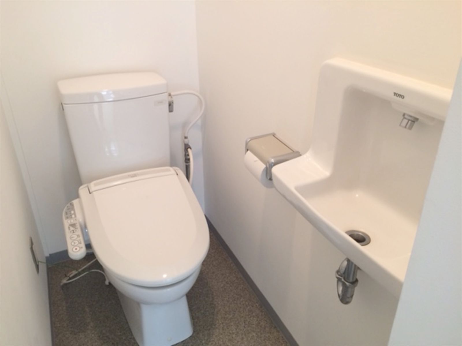 トイレ個室