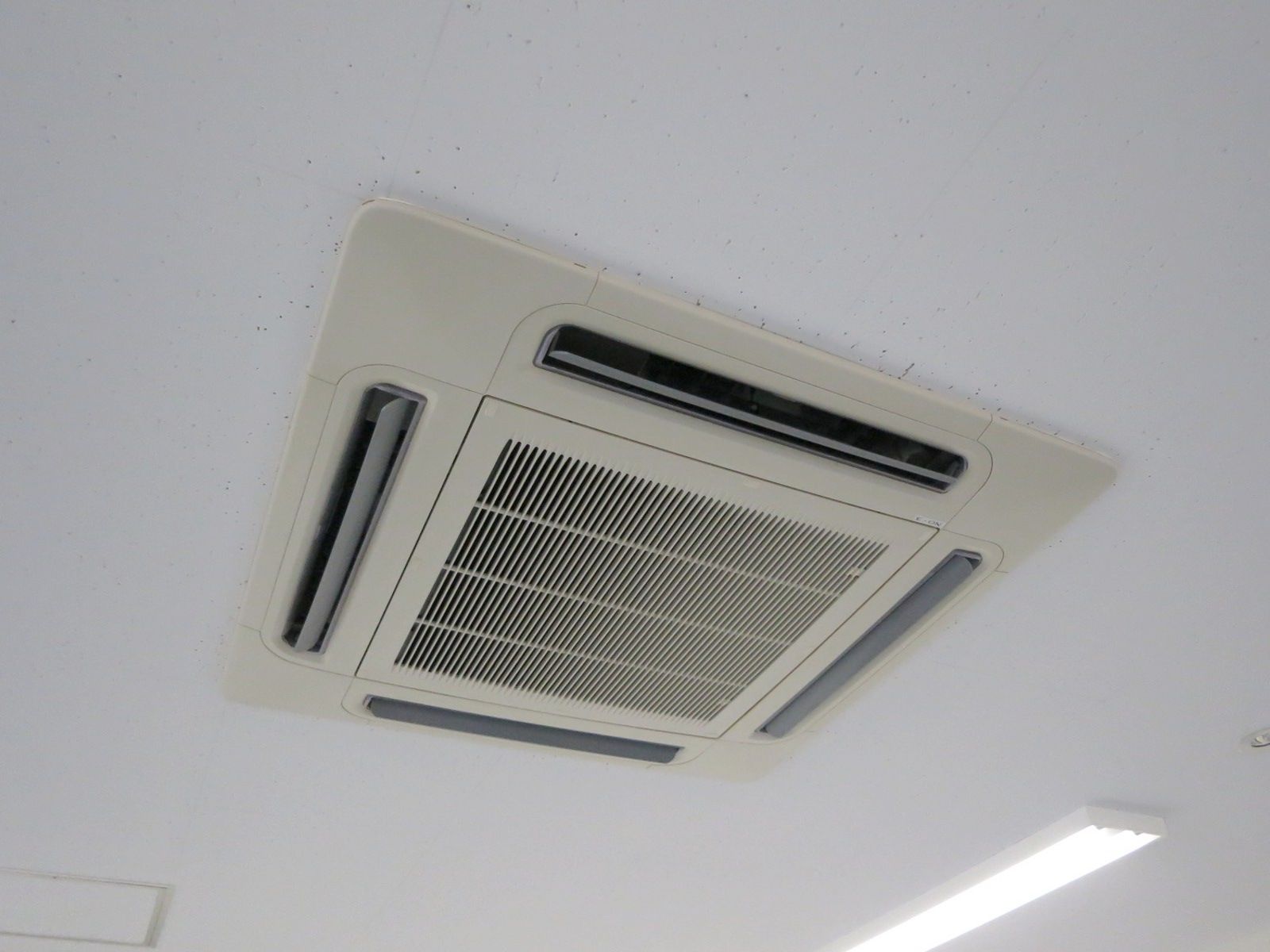 空調