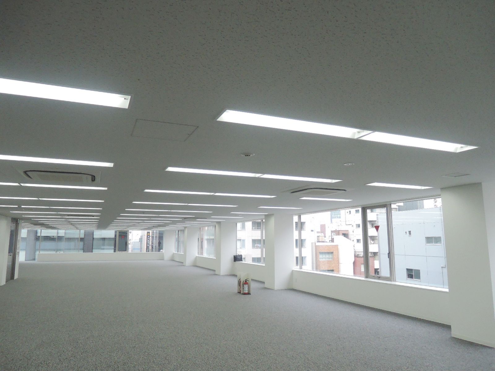 柱のないシンプルな間取り