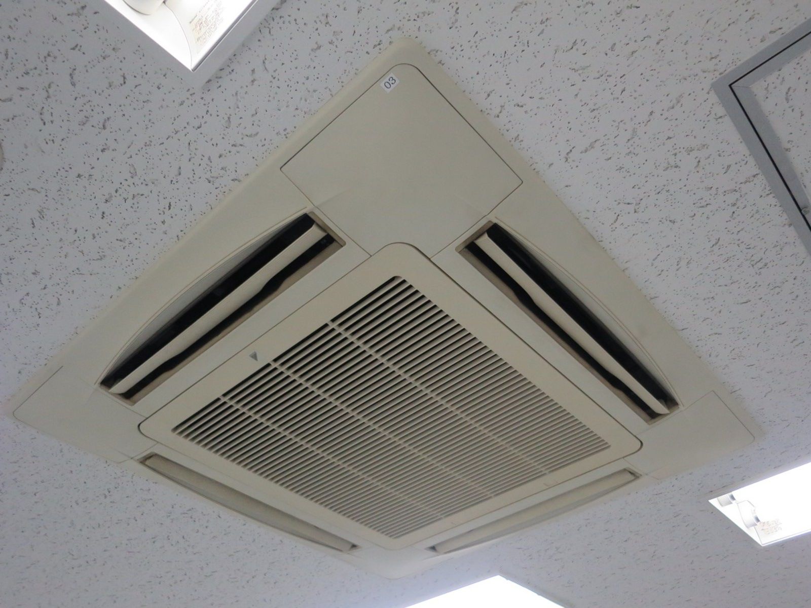 空調吹き出し口