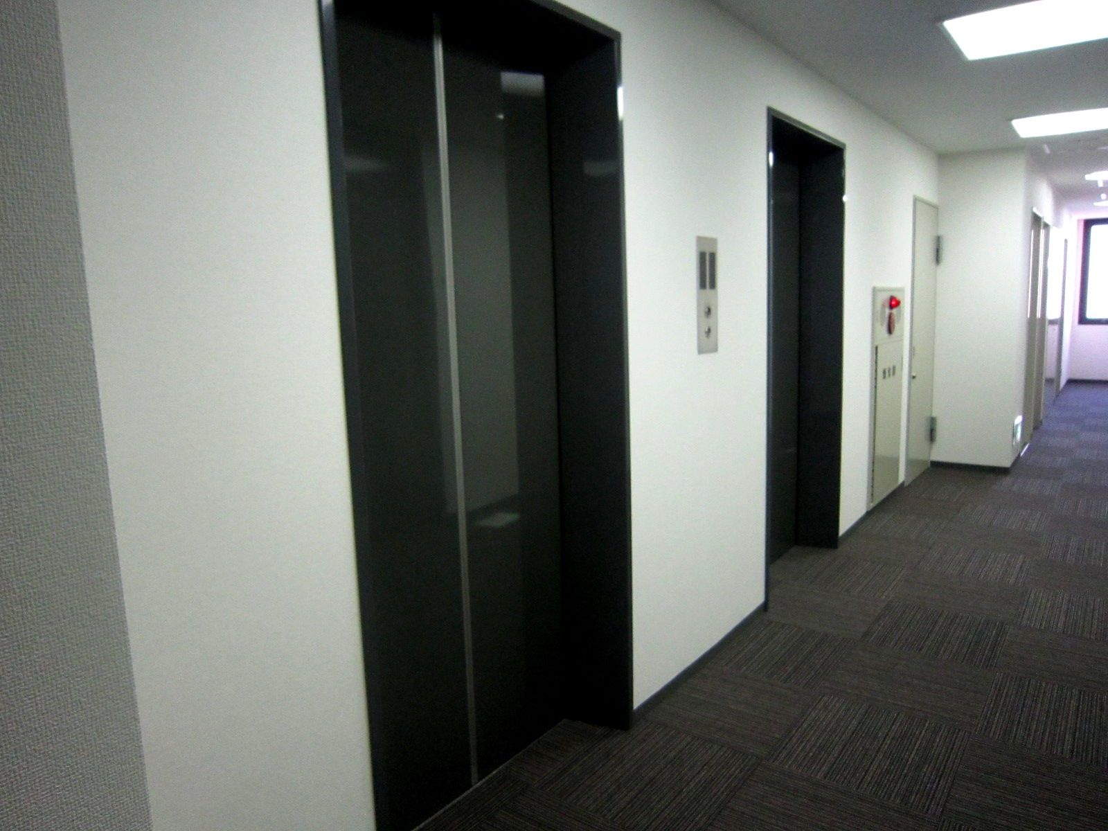 エレベーターホール