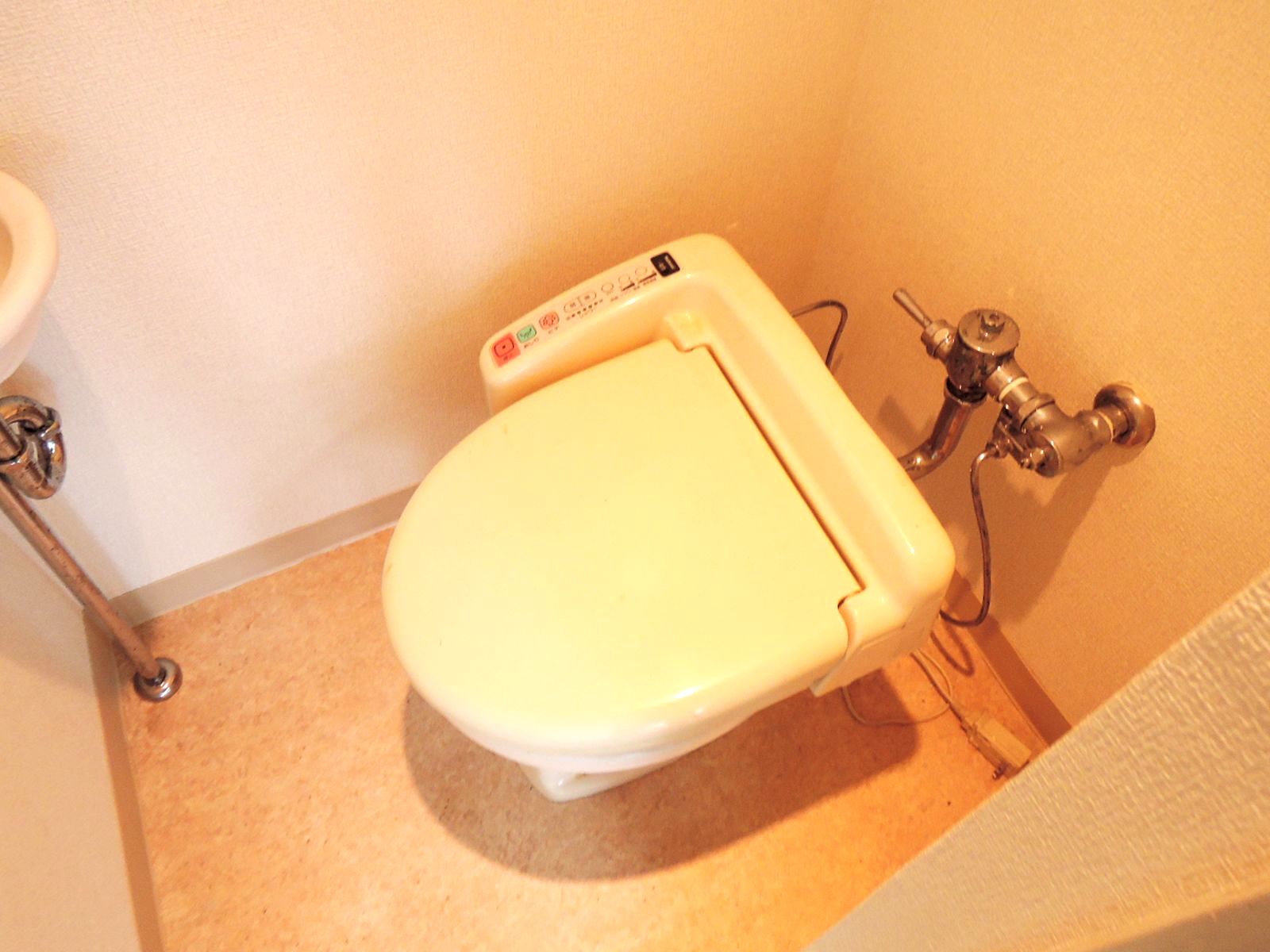 トイレ個室