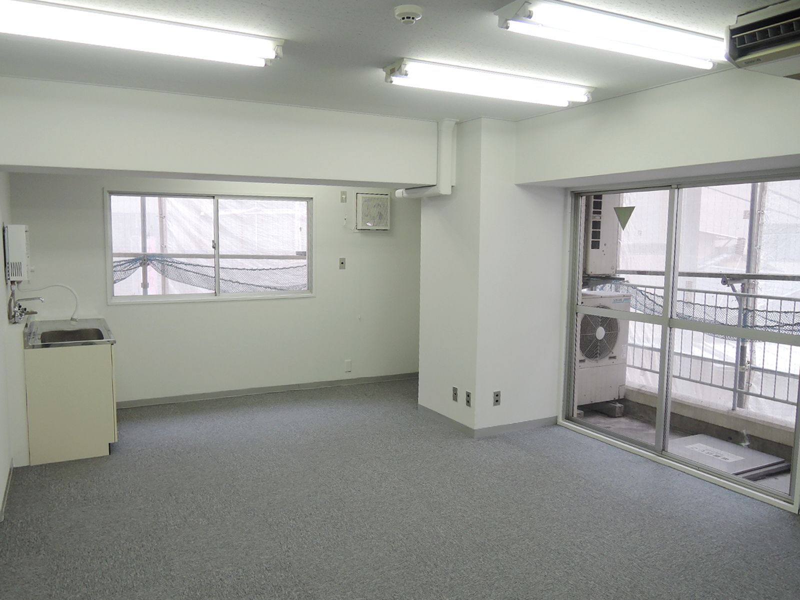 室内（B室）