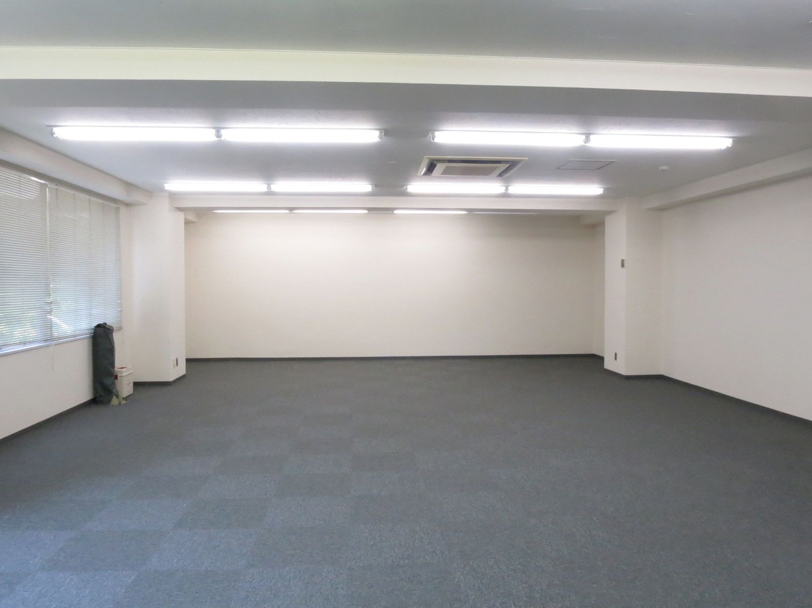 オフィス室内参考画像（3階）