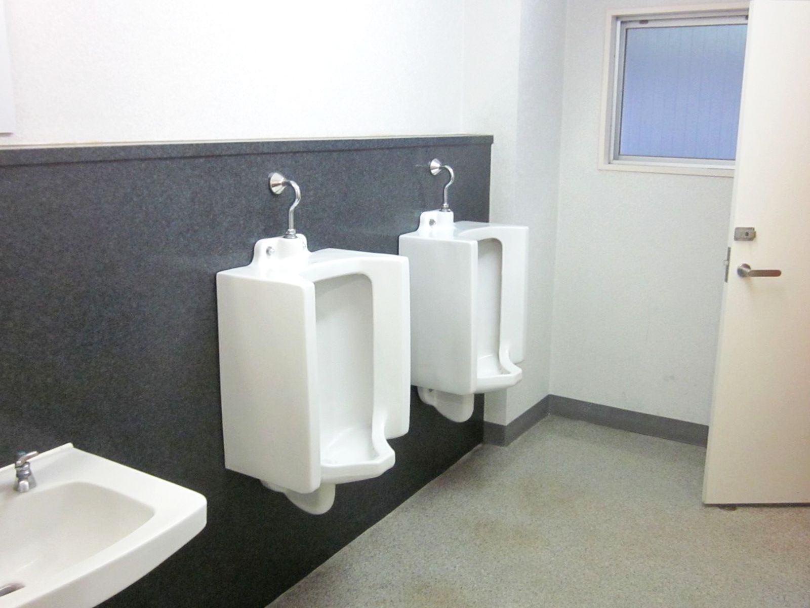 男性用トイレ