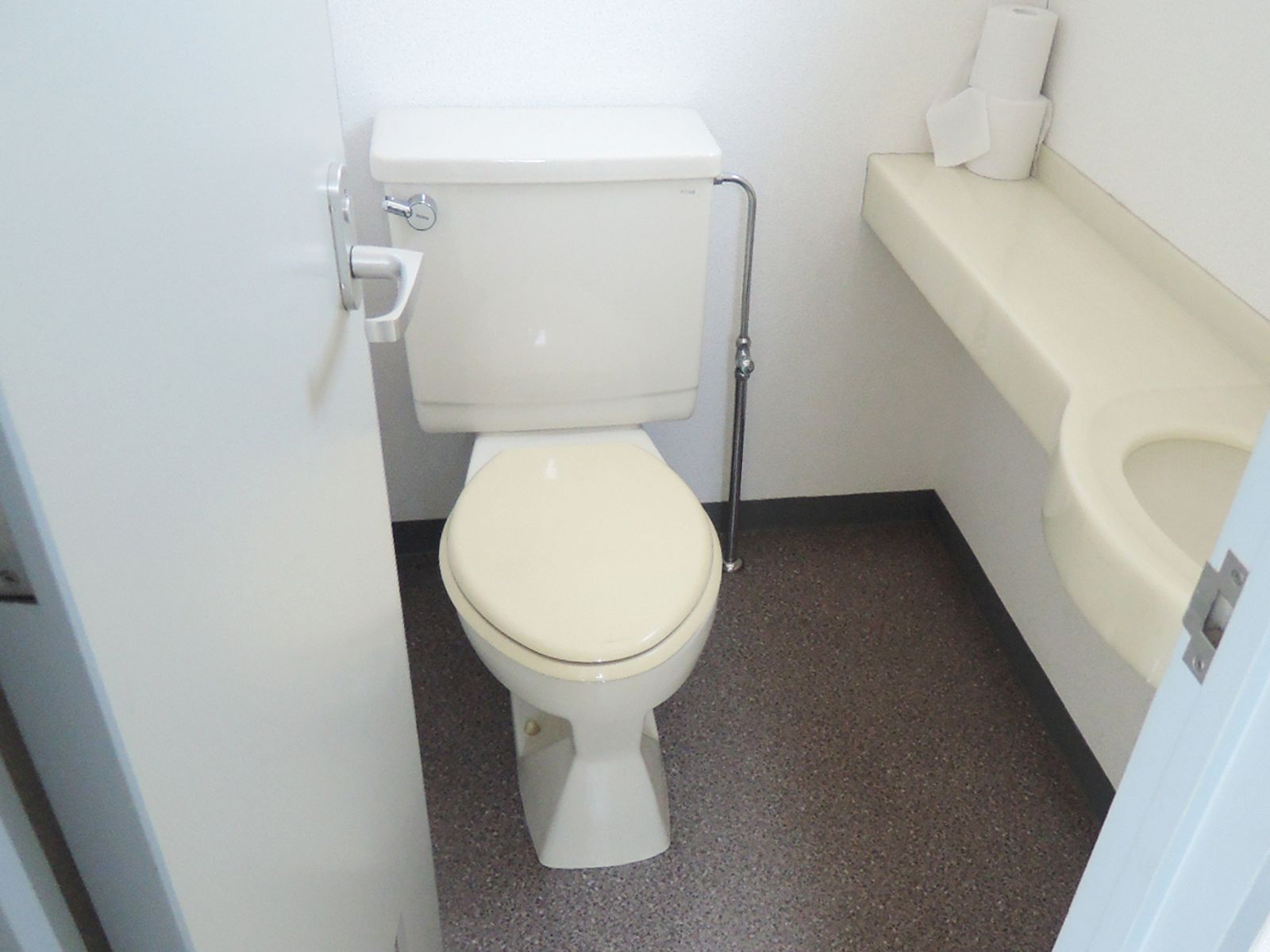 トイレ個室