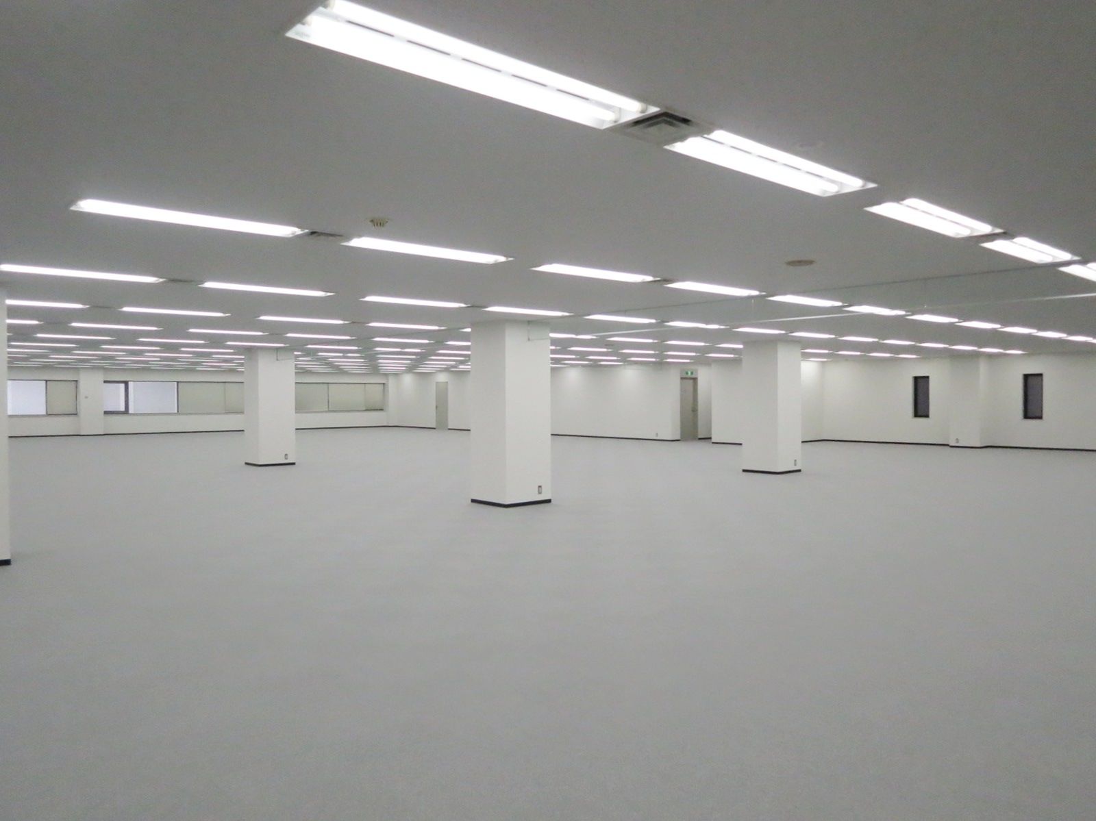 オフィス室内参考画像(6階)