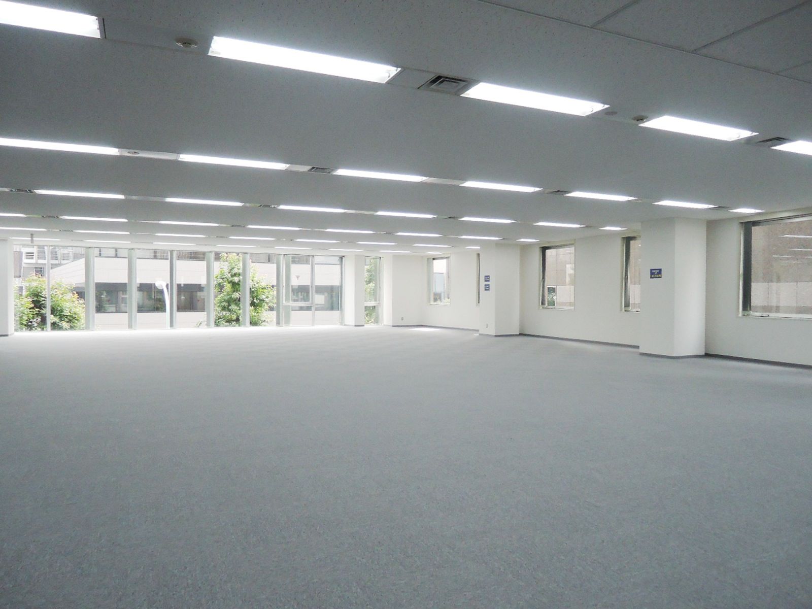 オフィス室内参考画像（3階）