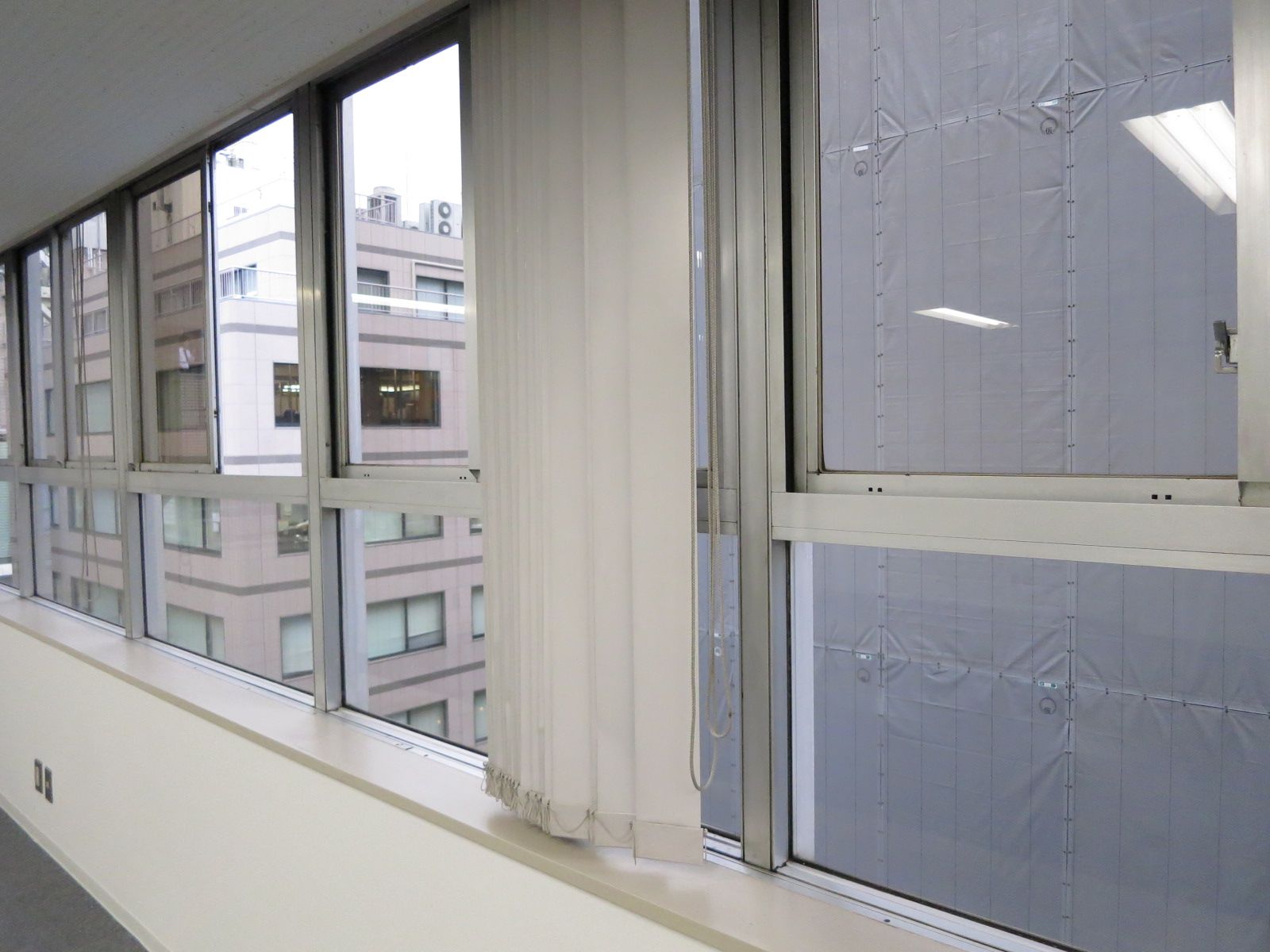 窓面の様子