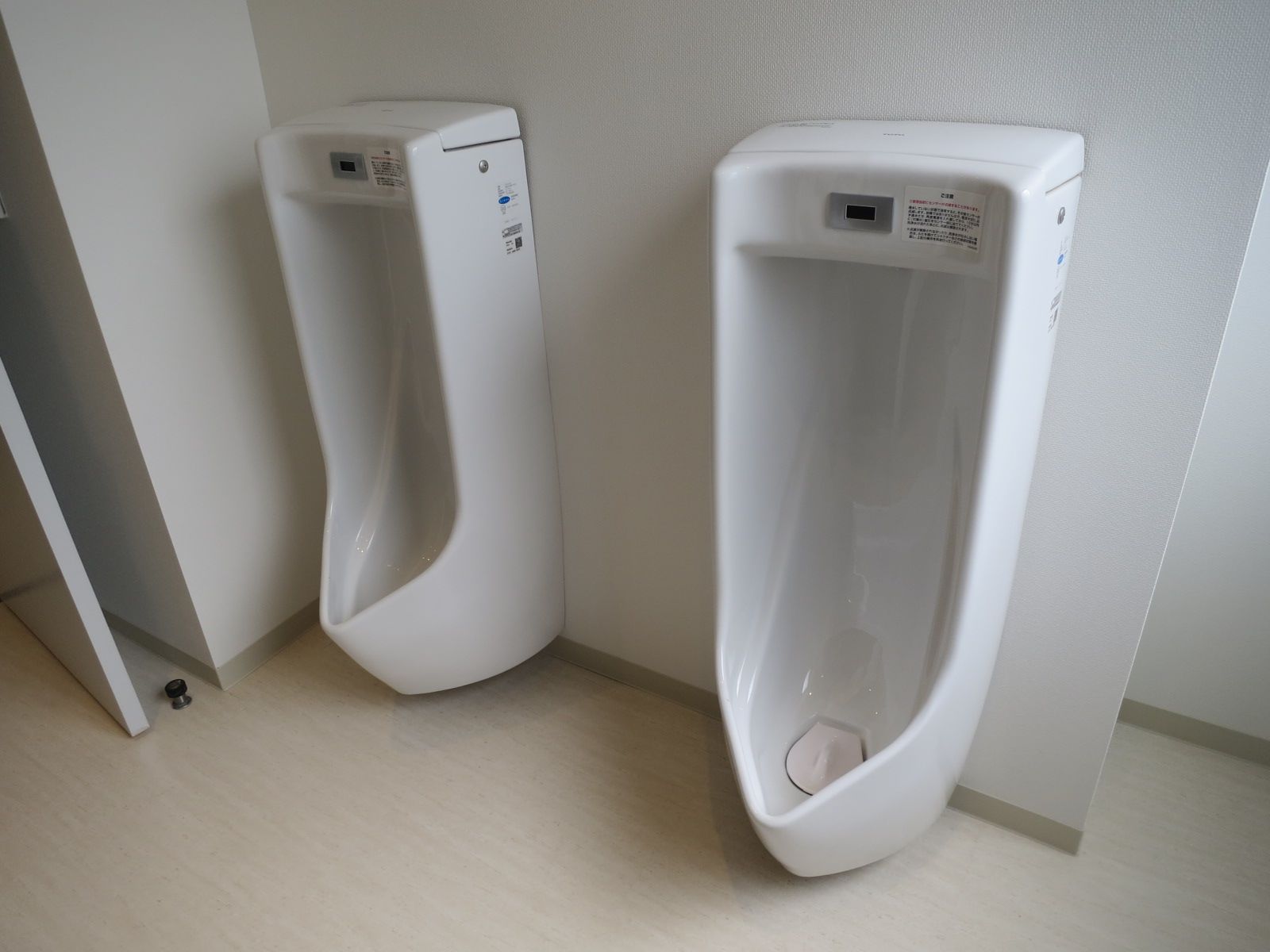 男性用トイレ