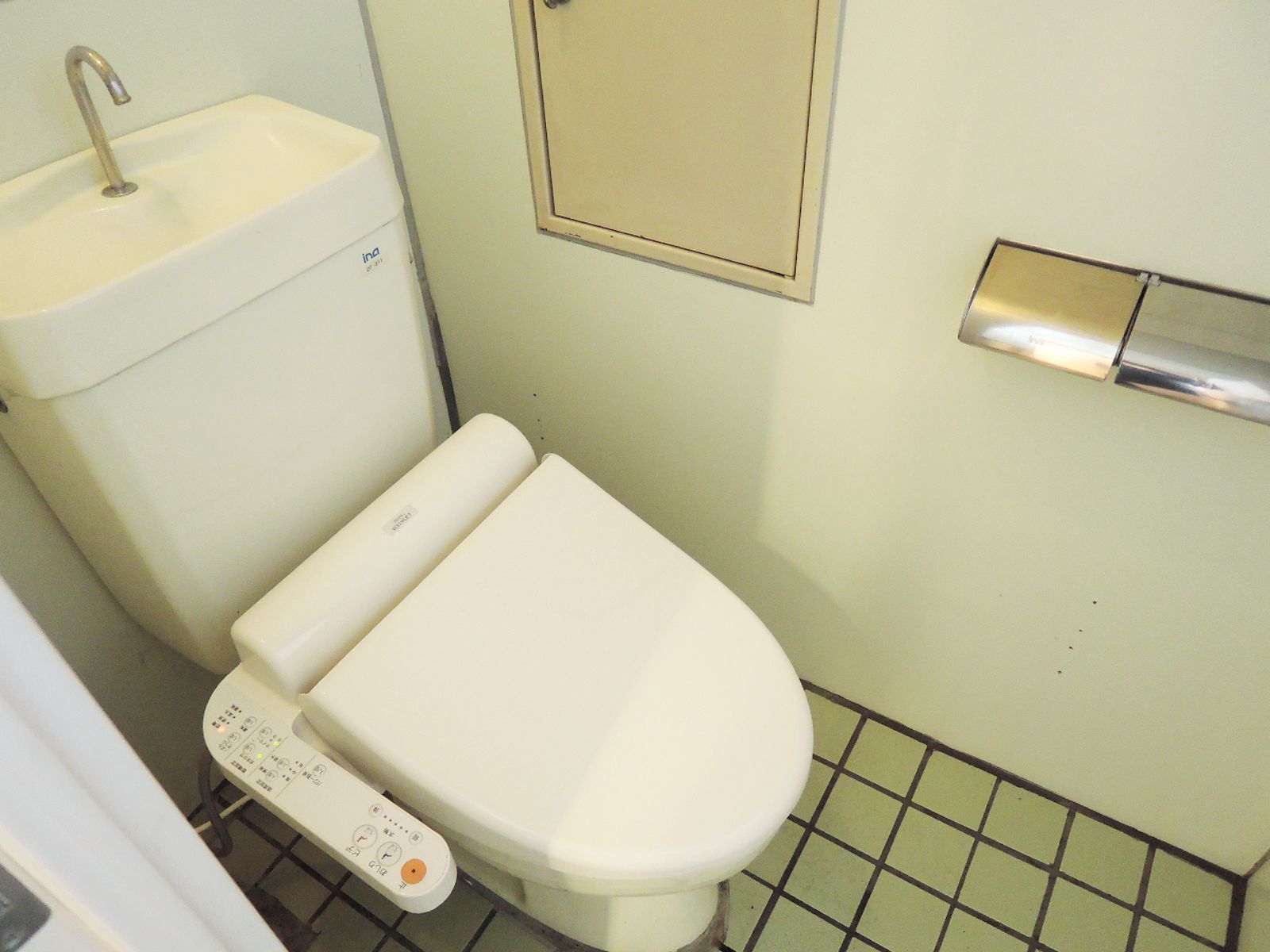 トイレ個室