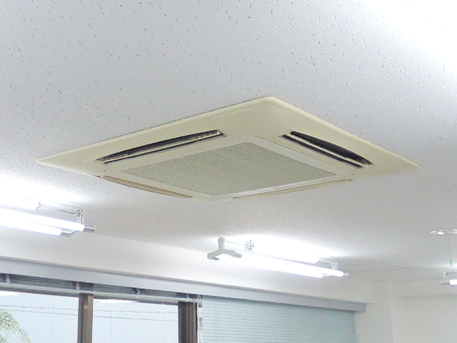 空調機器