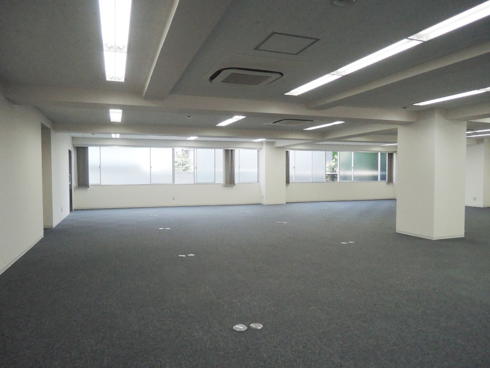 ほぼ正方形の間取り