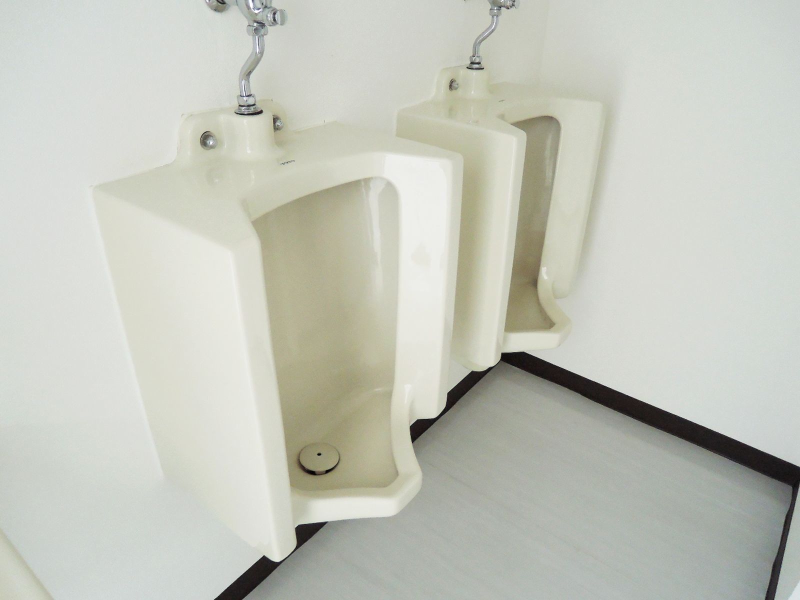 男性用トイレ