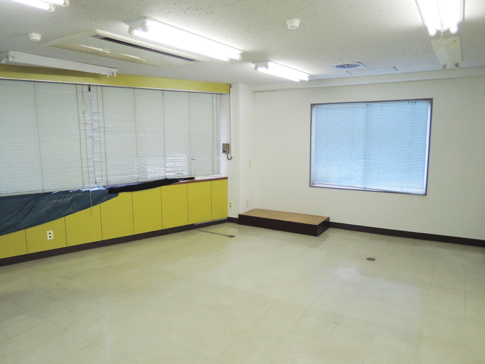 室内（3階）