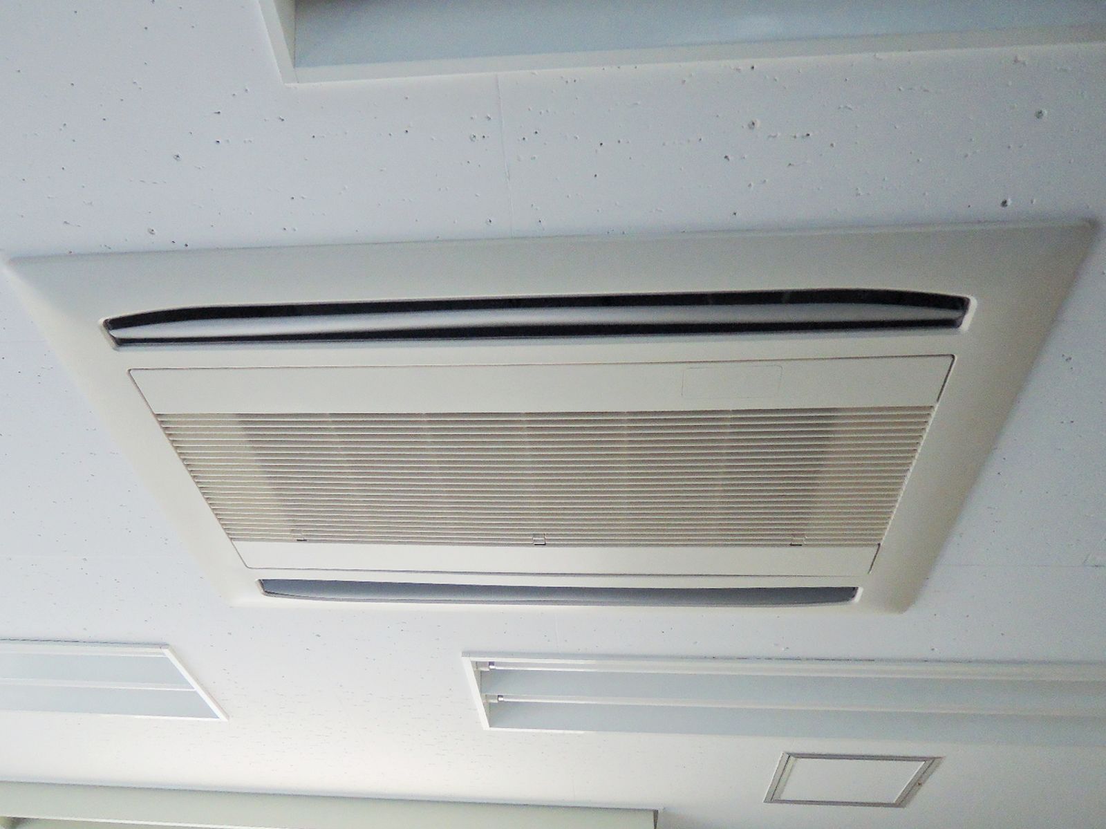 空調機器