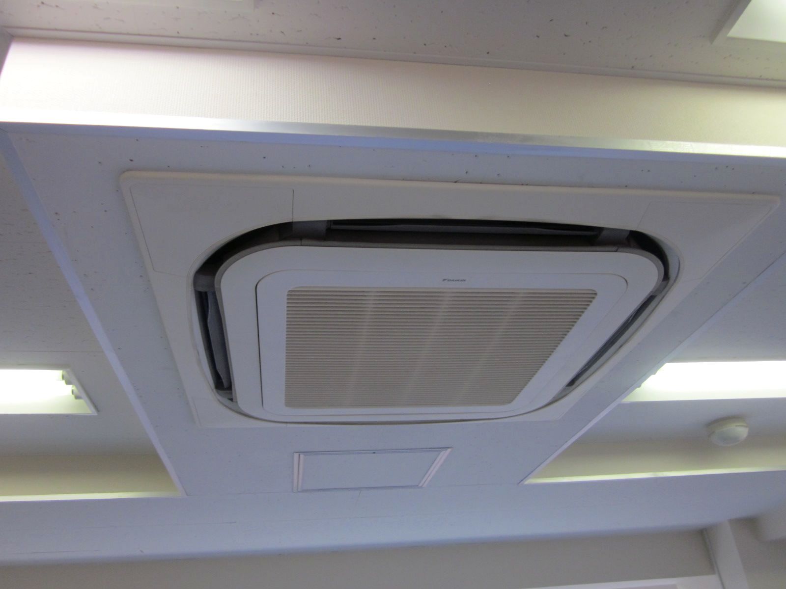 空調機器