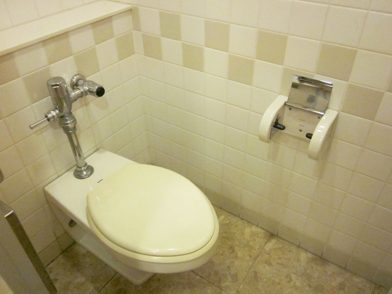 トイレ個室