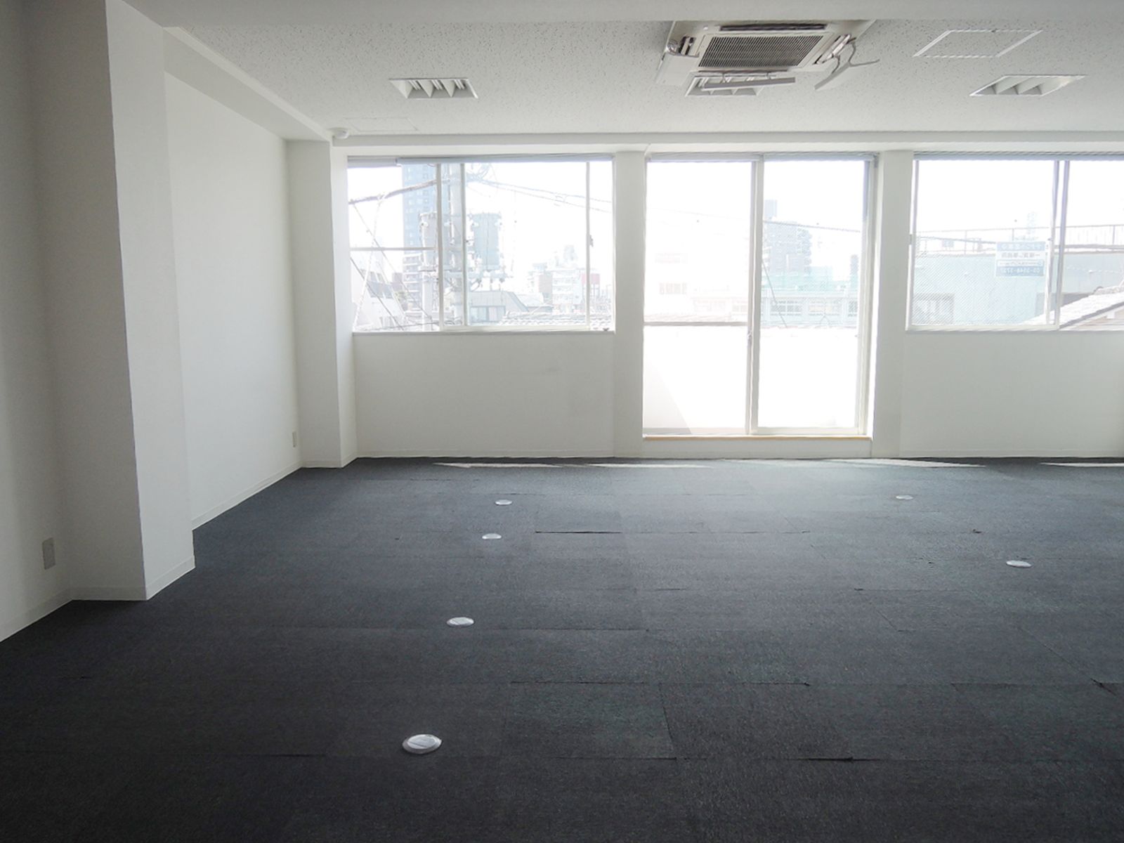 室内（3階）