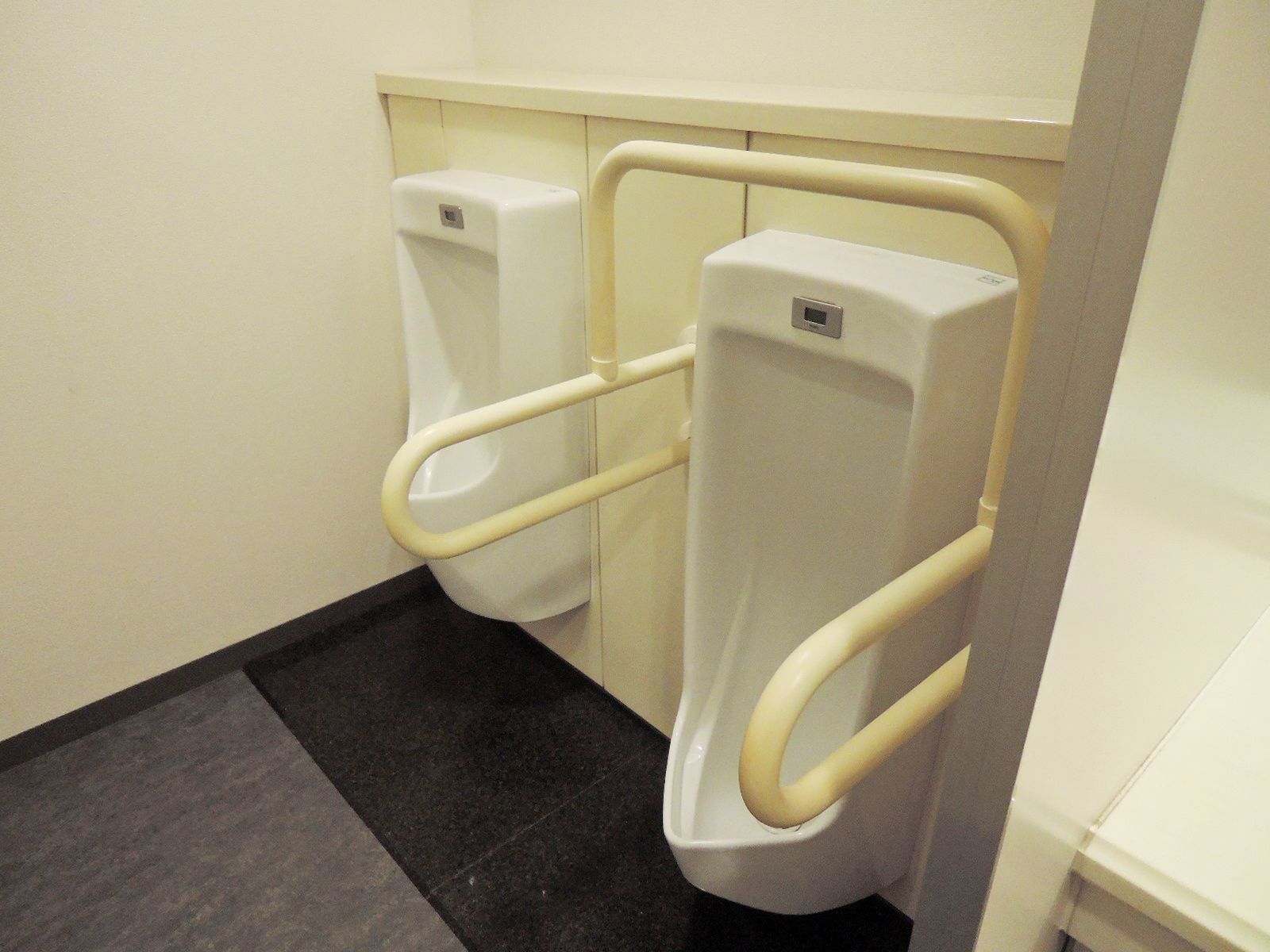 男性用お手洗い