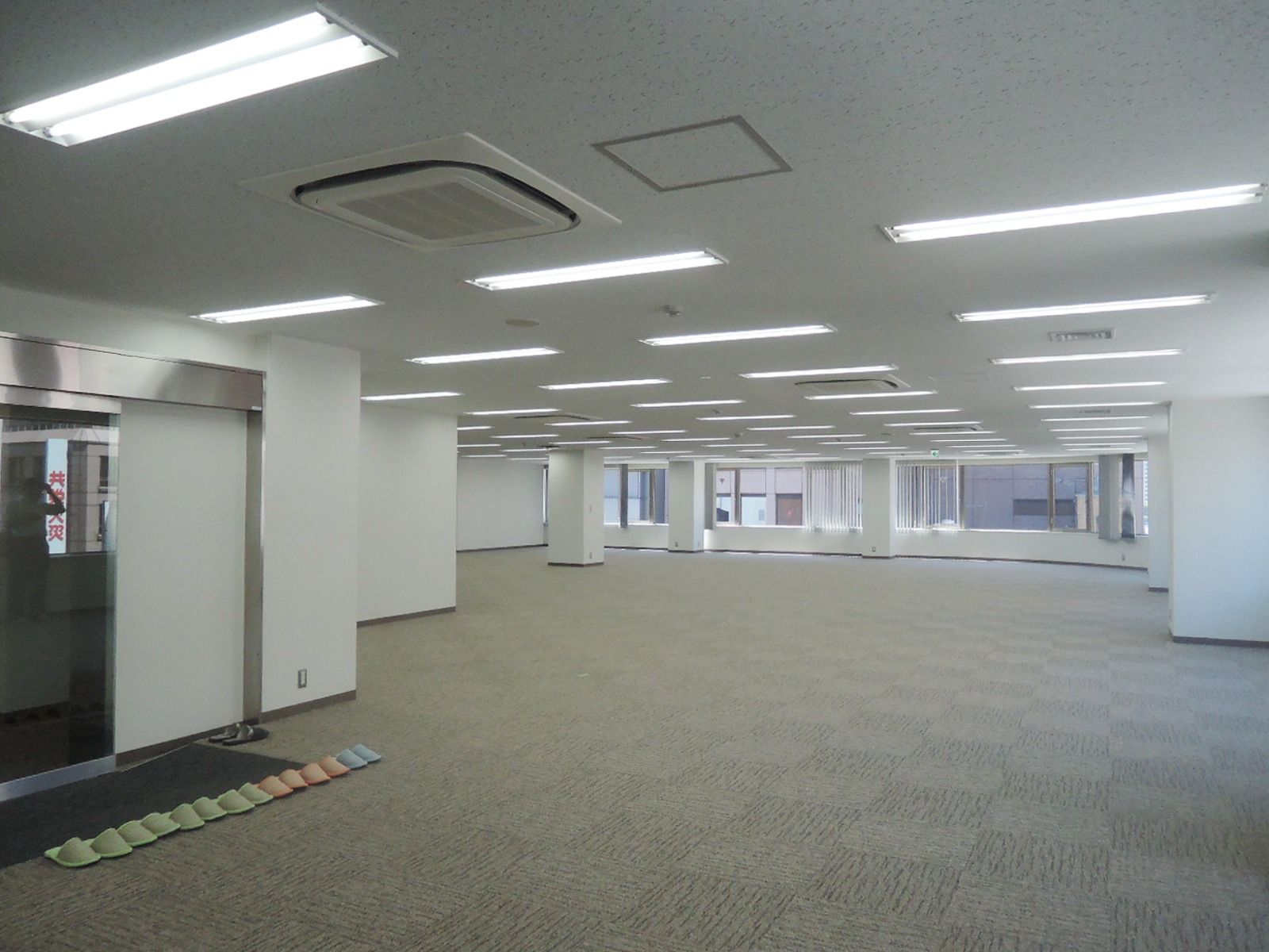 オフィス室内参考画像（6階・約105坪）