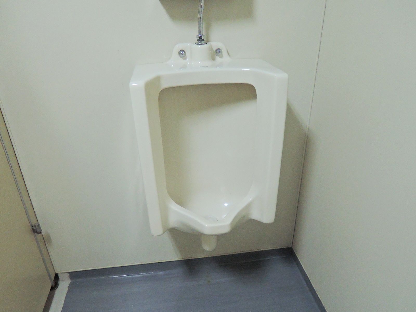 男性用トイレ