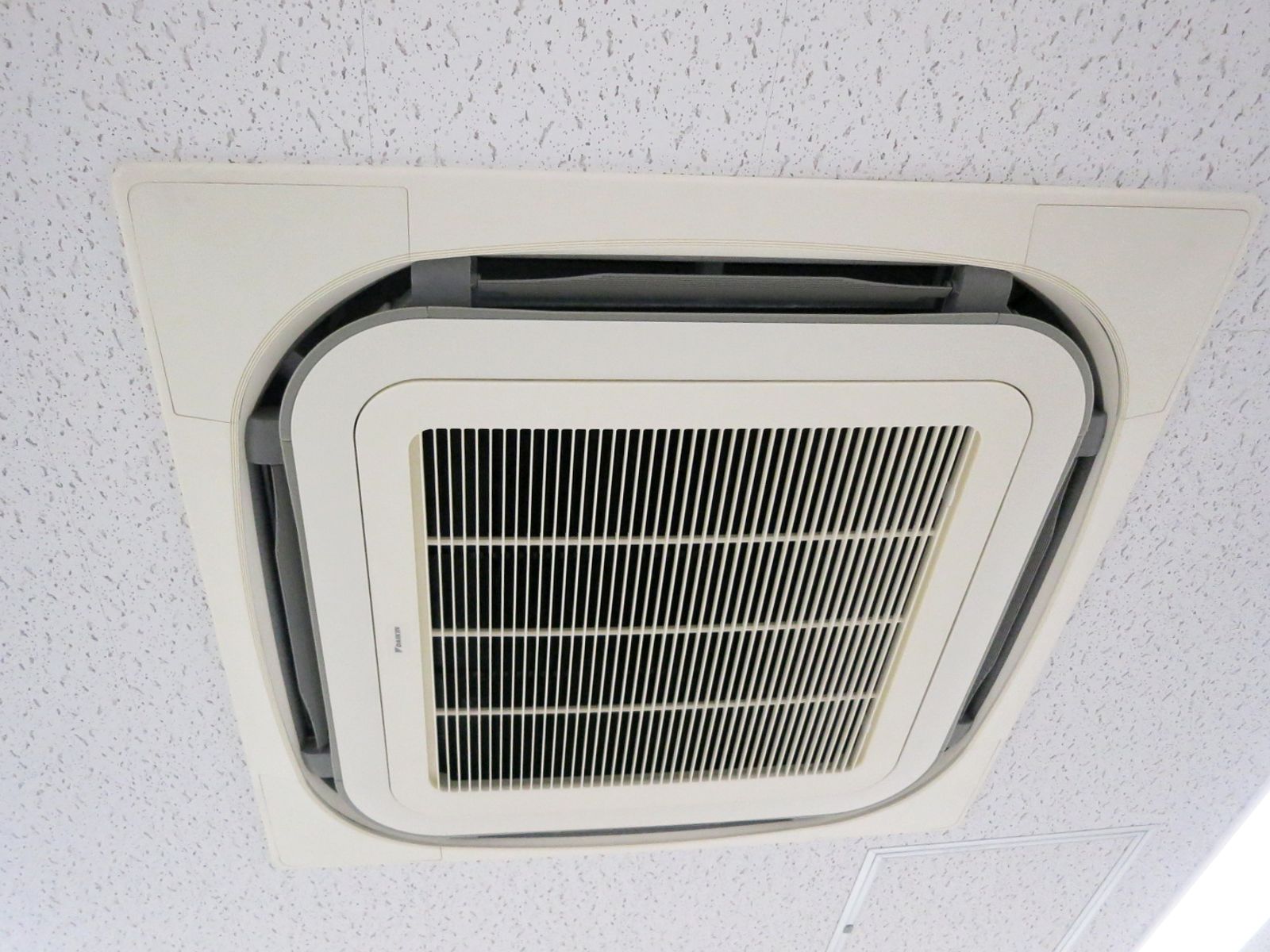 空調機器