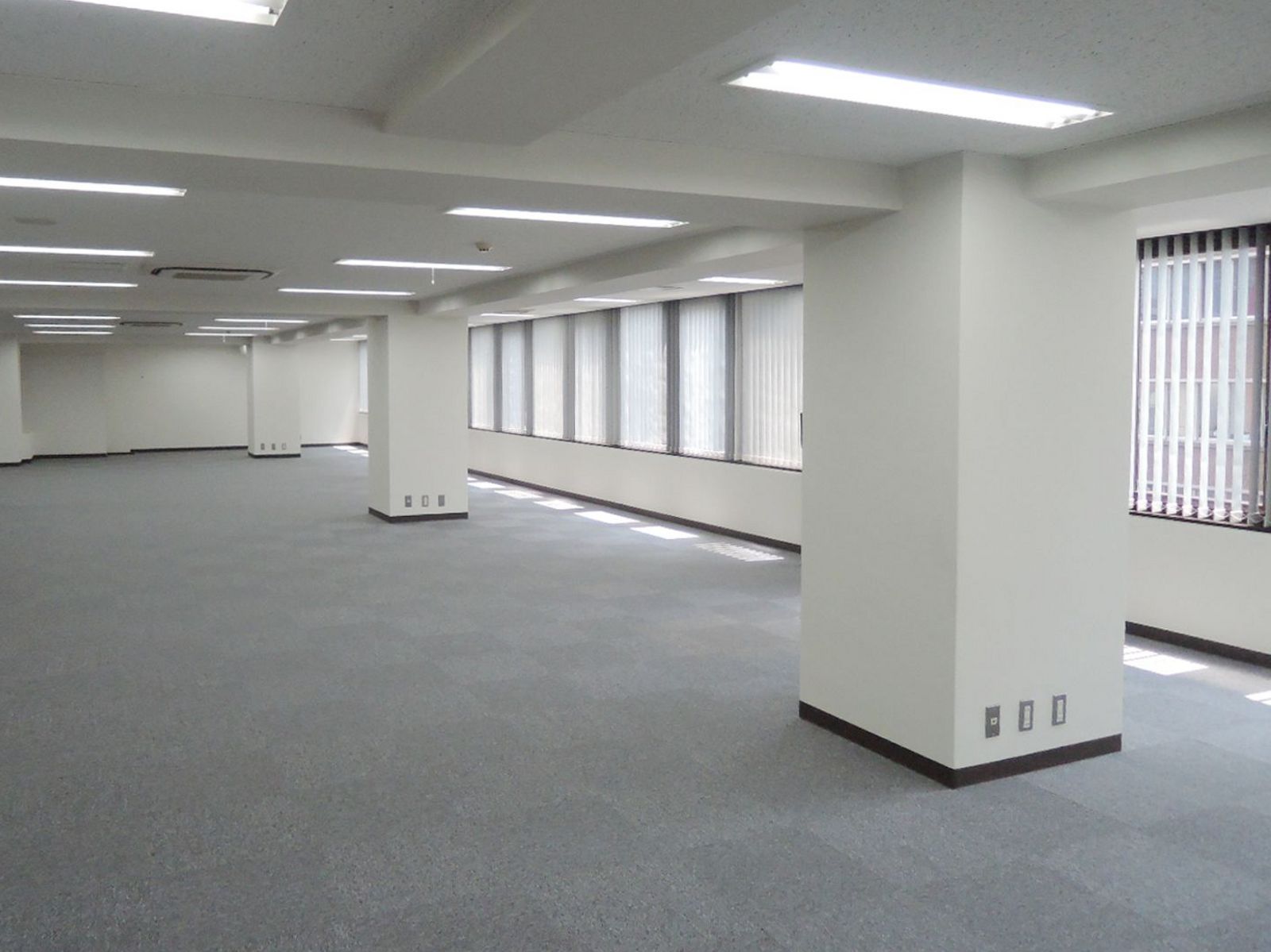 オフィス室内参考画像（6階・約74坪）