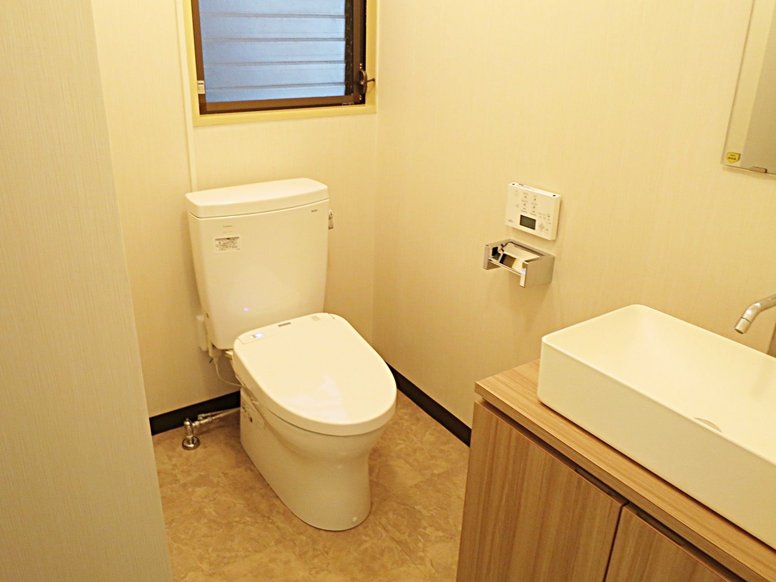 トイレ個室