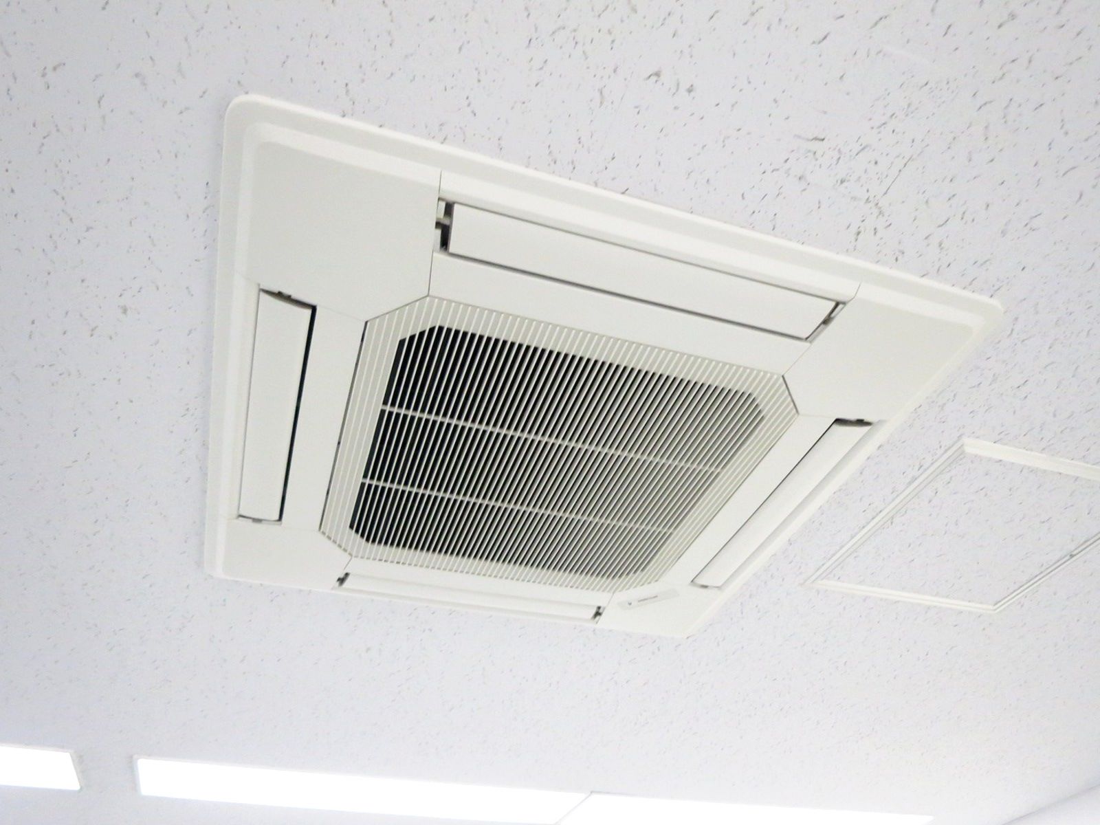 空調
