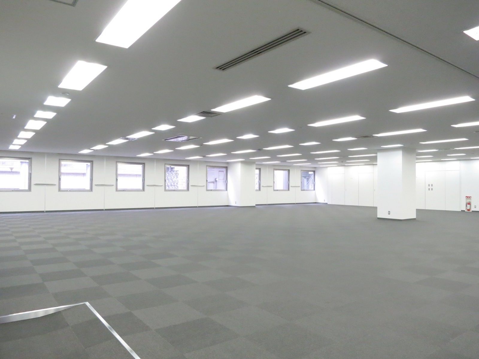 オフィス室内参考画像（4階）