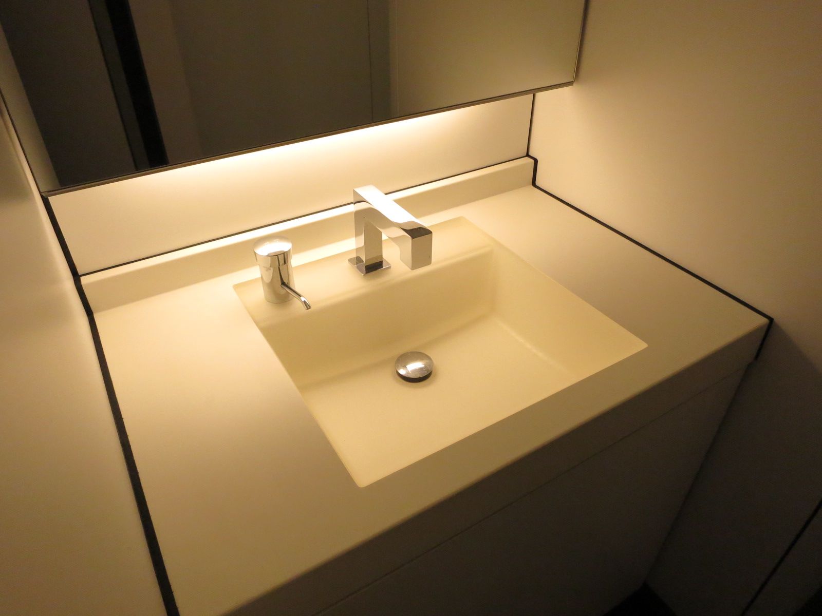 トイレ洗面所
