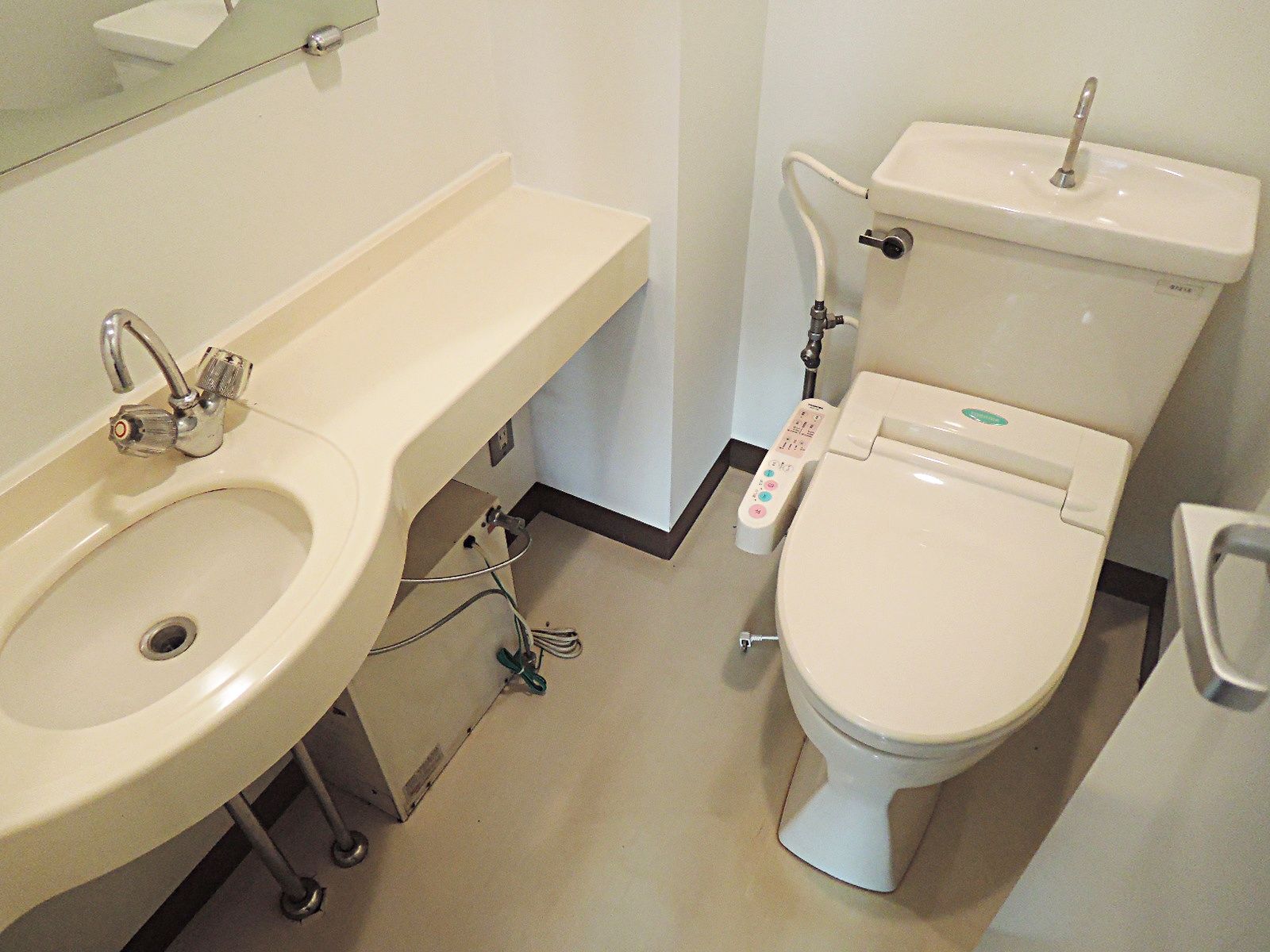 トイレ個室