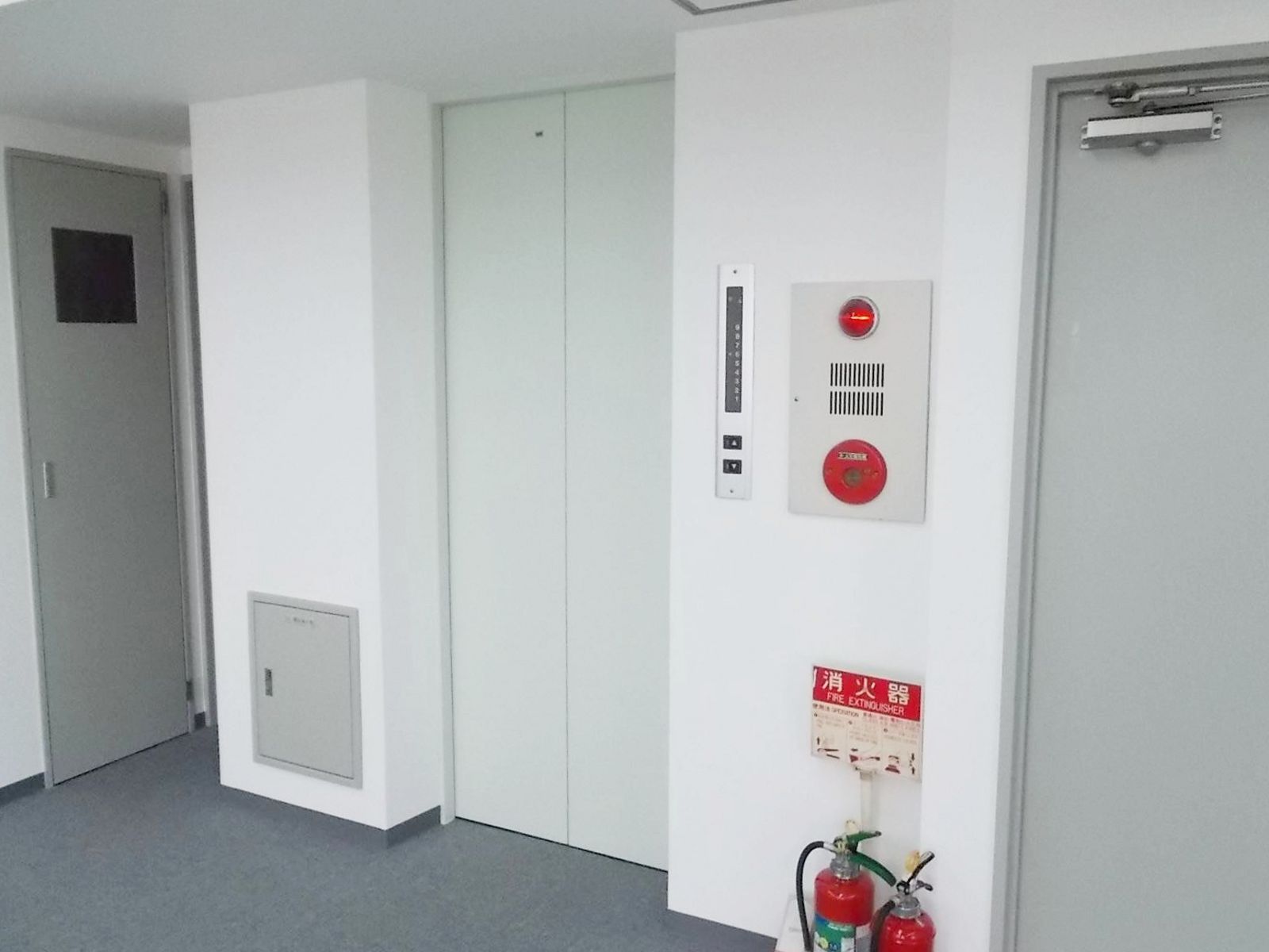 エレベーターホール