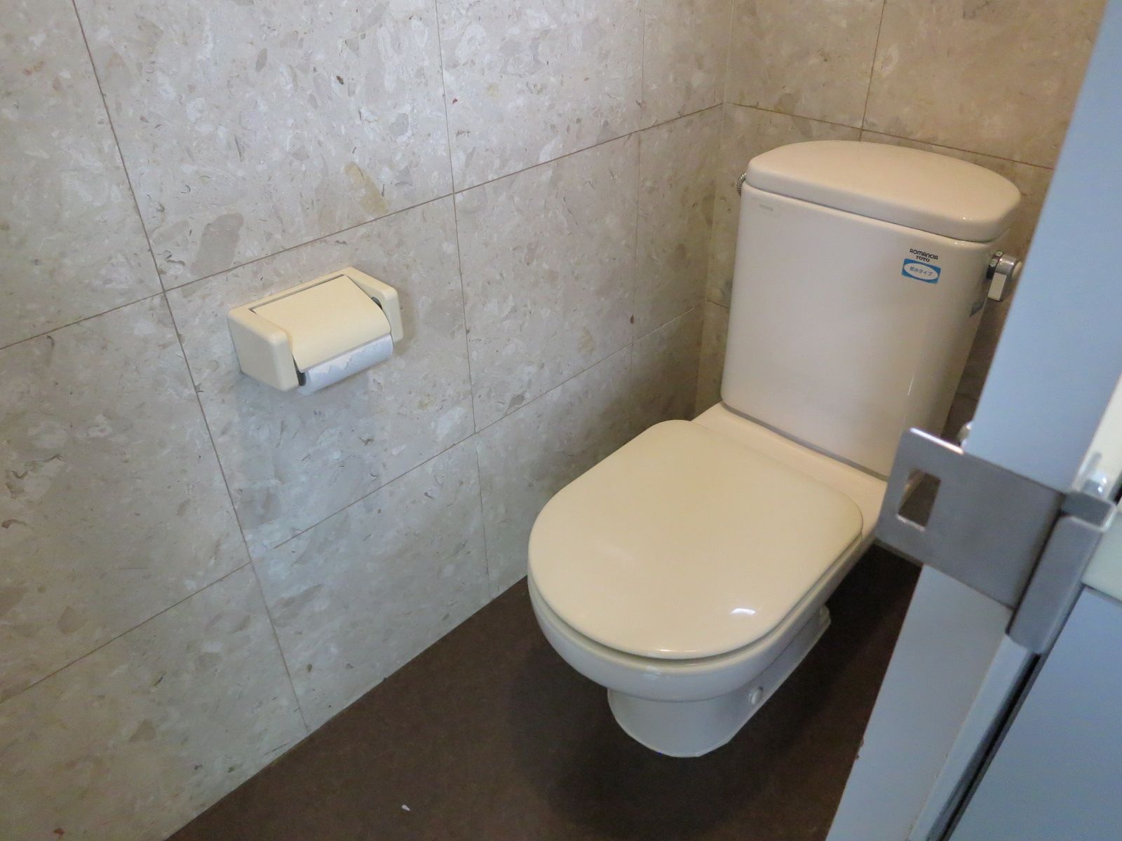 トイレ個室