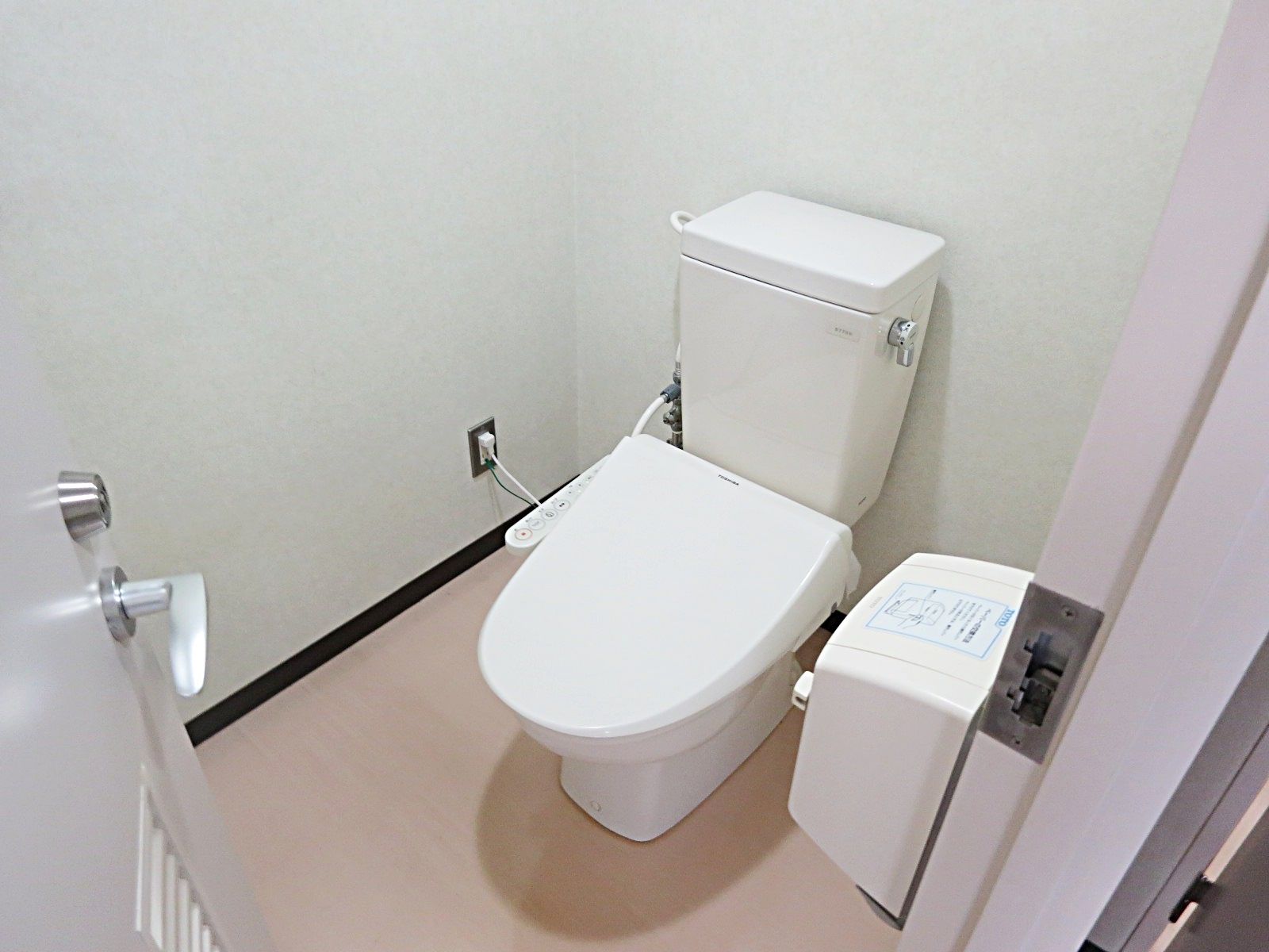 トイレ個室