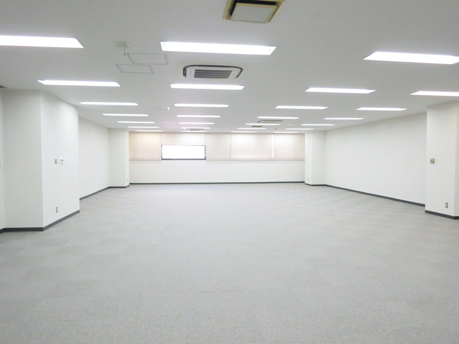 オフィス室内参考画像（3階）