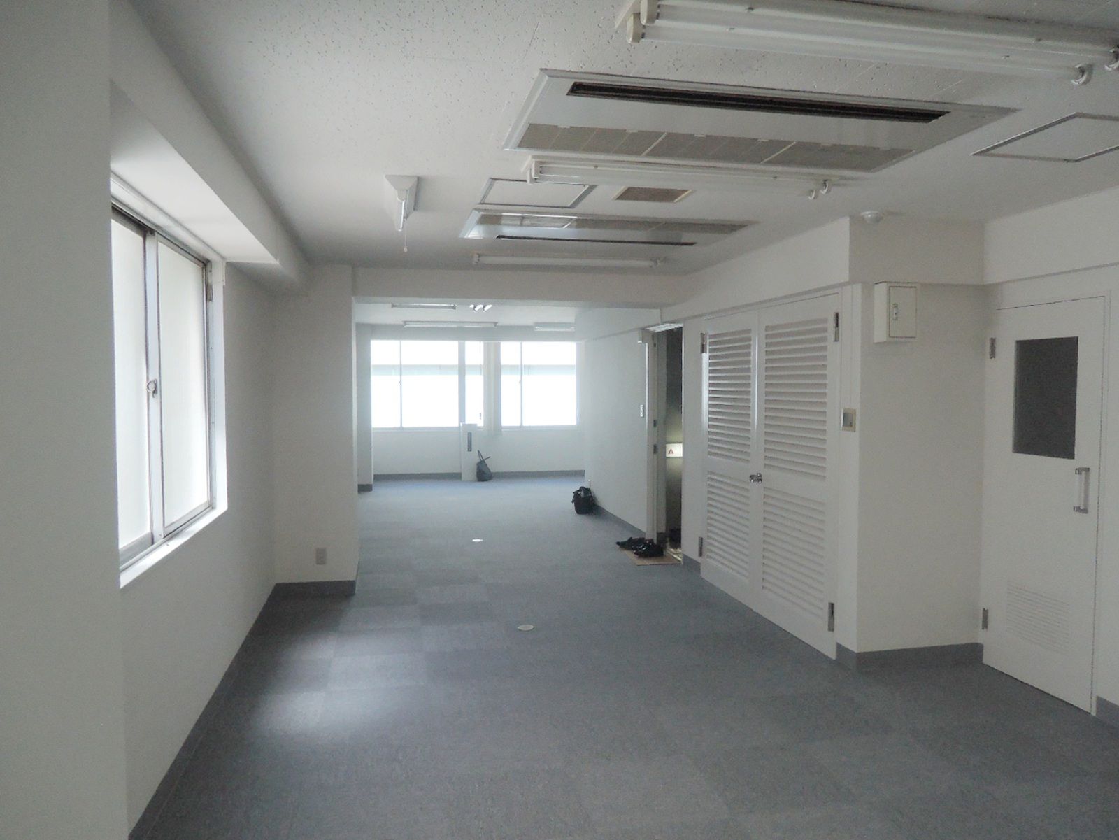オフィス室内参考画像（4階）